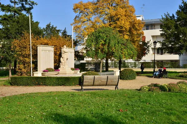 Ile de France, Jean Vauzelle park a város Les mureaux — Stock Fotó