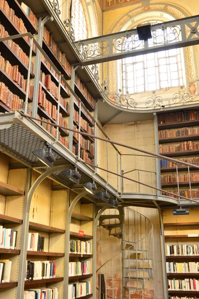 Martinica, pitoresca biblioteca Schoelcher de Fort de France em — Fotografia de Stock