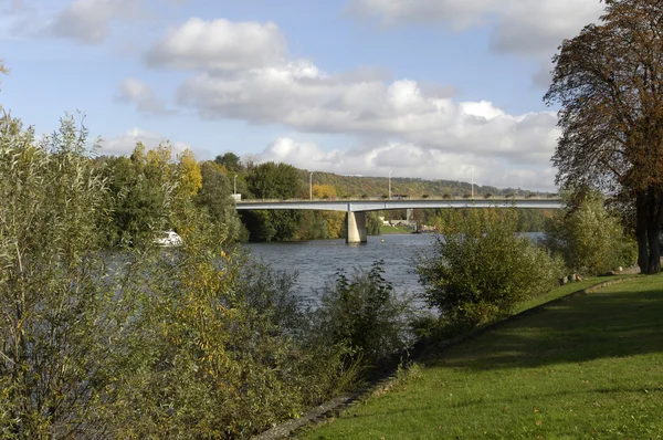 Frankrijk, de schilderachtige stad van les mureaux — Stockfoto