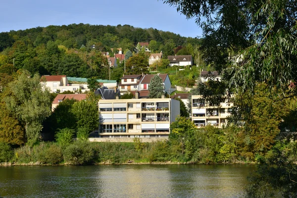 Ile de France, pitoresca cidade de triel sur seine — Fotografia de Stock