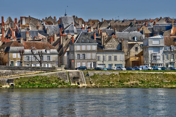 Fransa, La Charite pitoresk şehir sur Loire Bourgogne içinde — Stok fotoğraf