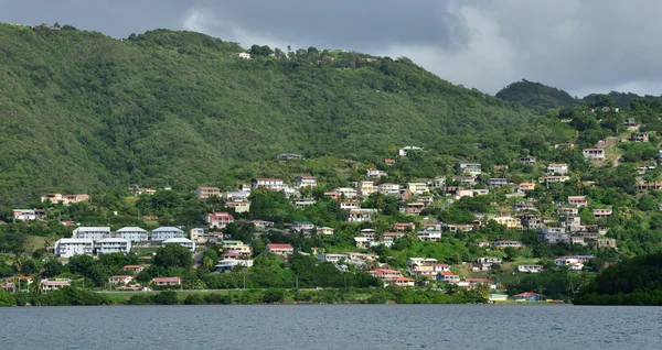 马提尼克岛，圣安娜在西印度风景如画的村庄 — 图库照片