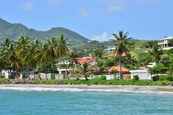 Martinique, schilderachtige stad van Le diamant in West-Indië — Stockfoto