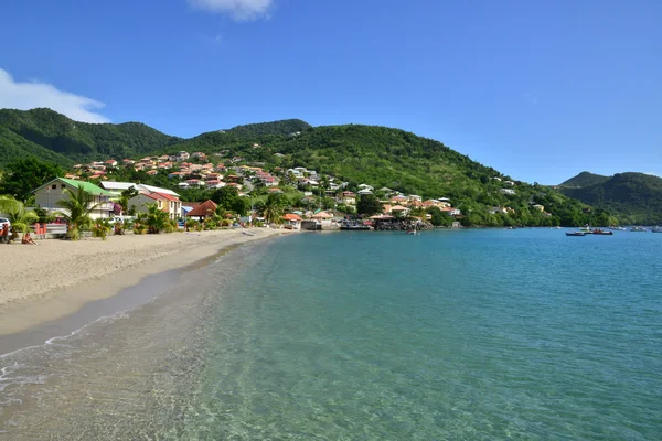 Martinique, het schilderachtige stad van Les Anses d Arlet in West I — Stockfoto