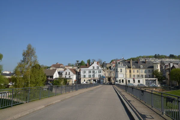 Frankrike, den pittoreska staden meulan — Stockfoto