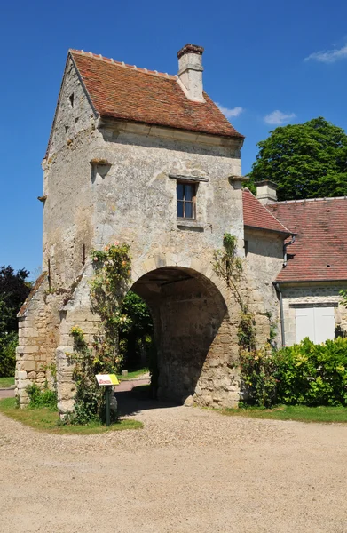 Picardie, den pittoreska byn av saint jean aux bois i ois — Stockfoto