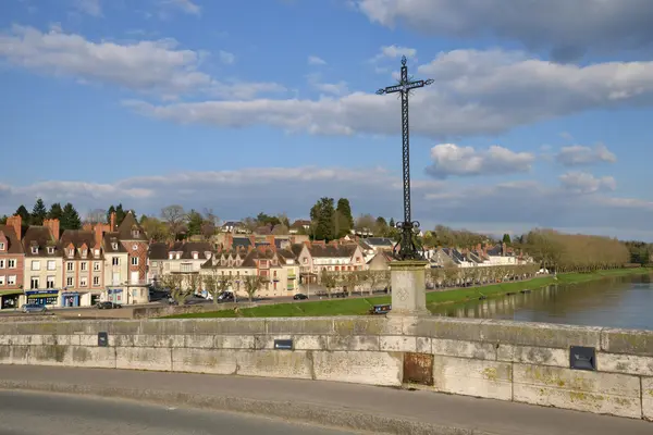 Malownicze miasto Gien w Loiret — Zdjęcie stockowe