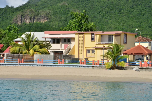 Martinica, la pintoresca ciudad de Les Anses d Arlet en el Oeste I — Foto de Stock