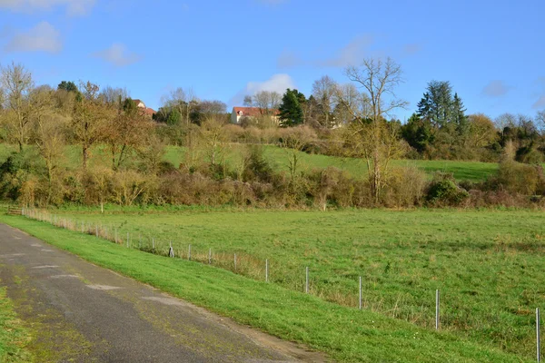 Franciaország, a festői falu, a gaillon sur montcient — Stock Fotó