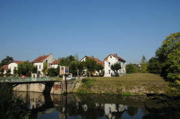 France, the picturesque city of Les Mureaux — Stock Photo, Image