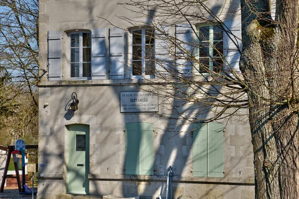 Frankreich, malerisches dorf chatillon sur loire — Stockfoto