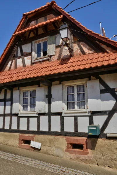 França, pitoresca aldeia de Hunspach na Alsácia — Fotografia de Stock