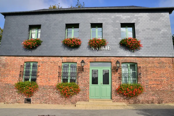 Frankrike, pittoreska byn av Les Hogues i Normandie — Stockfoto