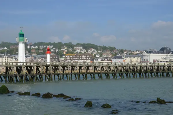 Frankrijk, de schilderachtige stad van Trouville — Stockfoto