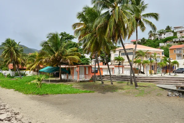 马提尼克岛，西印度群岛马提尼克风景如画的村庄 — 图库照片