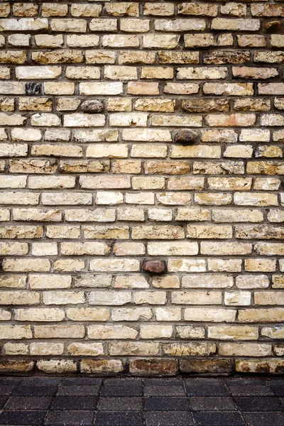 Sarı tuğla duvar — Stok fotoğraf
