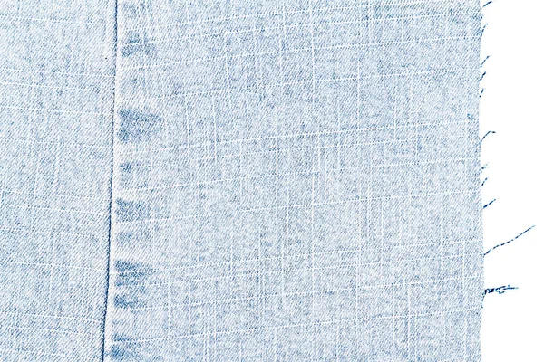 Pedaço Tecido Jeans Azul Claro Isolado Fundo Branco Bordas Irregulares — Fotografia de Stock