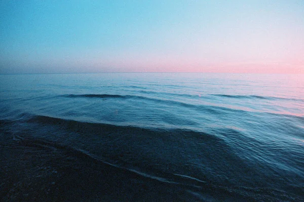 Mar Baltico Tramonto Pellicola Grano Rosso Tramonto Sulla Riva Del — Foto Stock