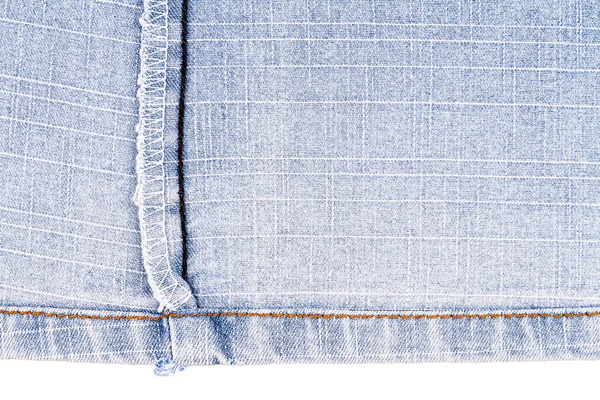 Stuk Blauwe Jeans Stof Geïsoleerd Witte Achtergrond Ruwe Oneffen Randen — Stockfoto