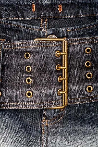 Primo piano colpo di fronte jeans — Foto Stock