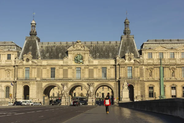 Entrée du musée du Louvre — Photo