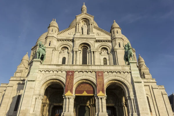 Basilica of Sacre Coeur facade — Stock Photo, Image