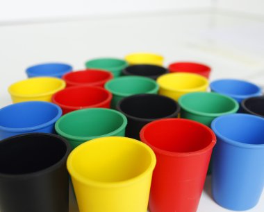 farklı kova pot renk plastik