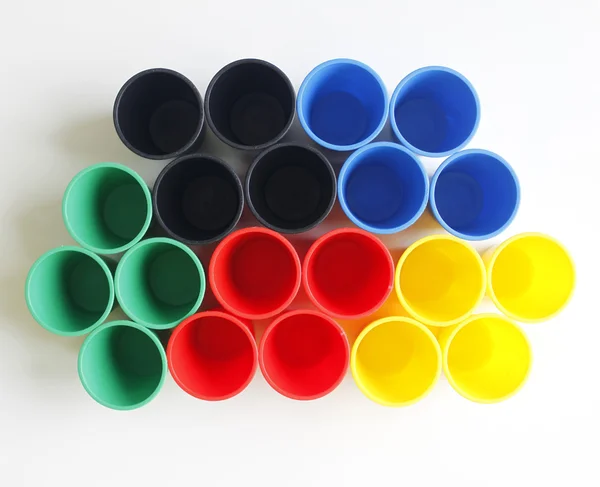 Farklı kova pot renk plastik — Stok fotoğraf