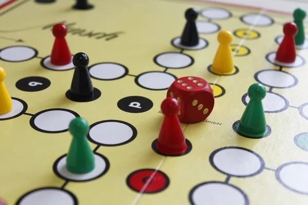 Oyun oyun şekil boardgame şans kızgın — Stok fotoğraf