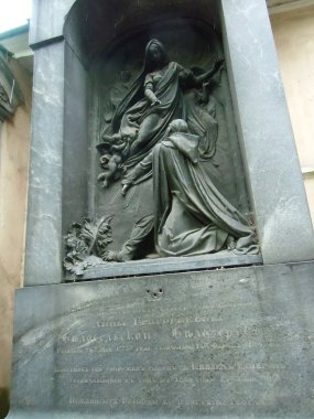 mezar mezarlık ölüm park önemli taş figür sanat öldü solma geçmiş