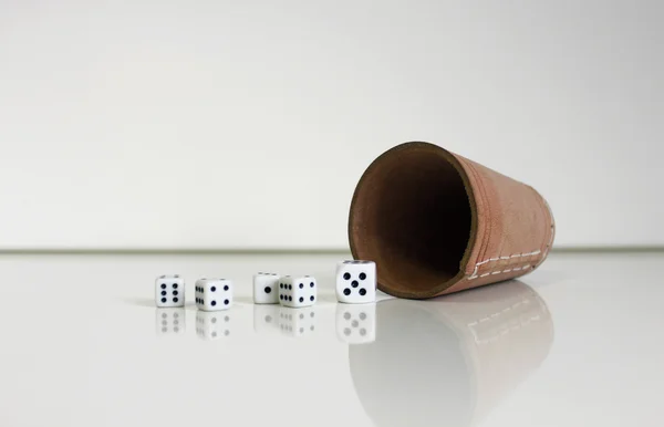 Příběh hry spielen wuerfel kostky — Stock fotografie
