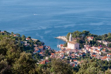 Tepeye önünden beli Losinj