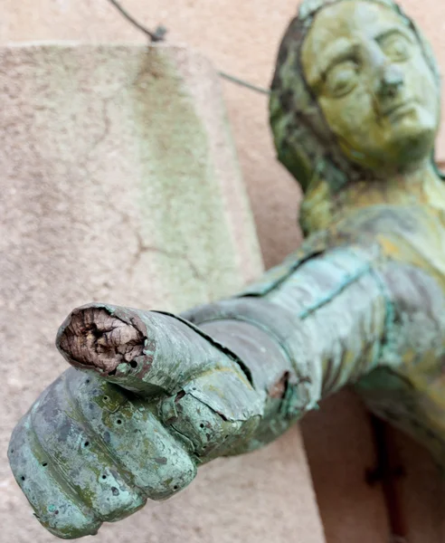 Antigua estatua en la iglesia Parrish de la natividad de la virgen i — Foto de Stock