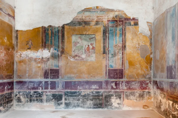 在古家的庞贝壁画的遗迹。意大利-庞贝城 w — 图库照片
