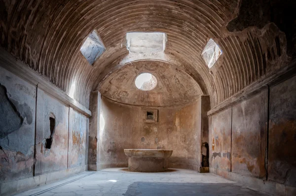 Resterna av de offentliga Baden i Pompeji. Italien - Pompei var dest Stockfoto