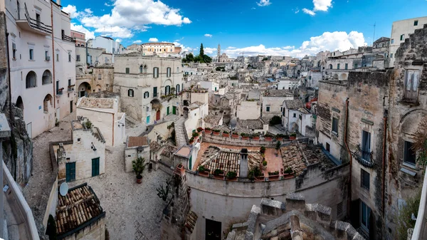 Panoramę miejscowości Sassi di Matera z Piazza Vittorio Veneto — Zdjęcie stockowe