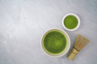 Taş dokusunda yeşil kibrit kutusu. Boşluğu kopyala