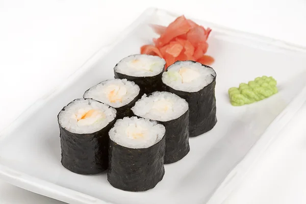 Sushi-Rolle mit Garnelen. — Stockfoto
