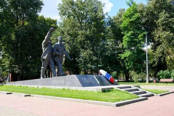 Monument Över Soldater Luftregementet Normandie Niemen Vid Krasnokursantskij Torget Moskva — Stockfoto