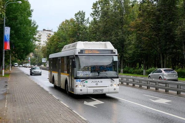 Niederflurbus Liaz 5292 Der Straße Des Mai Chimki Gebiet Moskau — Stockfoto