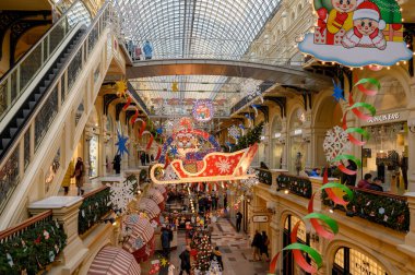 GUM mağazasında yeni yıl ve Noel süslemeleri, Moskova, Rusya Federasyonu, 05 Aralık 2020