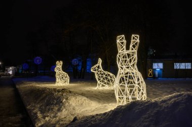 VDNKh, Moskova, Rusya Federasyonu 'nda 55 nolu pavyona yakın hafif heykeller, 5 Şubat 2021