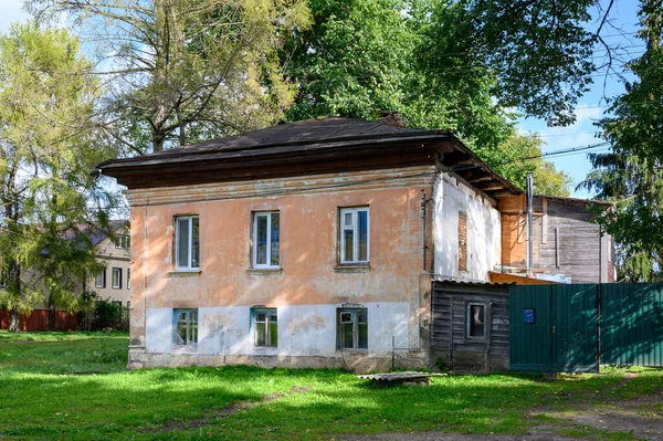 Bostadsbyggnad Pervomayskaya Gatan Zubtsov Tver Region Ryska Federationen September 2020 — Stockfoto