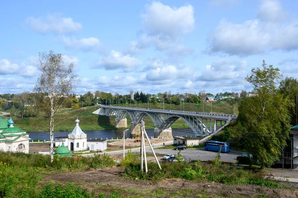 Vista Del Fiume Volga Cappella Alexander Nevsky Ponte Automobilistico Staritsa — Foto Stock