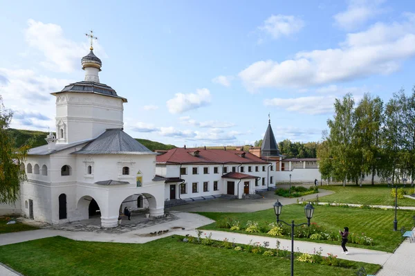 Iglesia San Juan Evangelista Casa Huéspedes Staritsky Holy Dormition Monastery —  Fotos de Stock