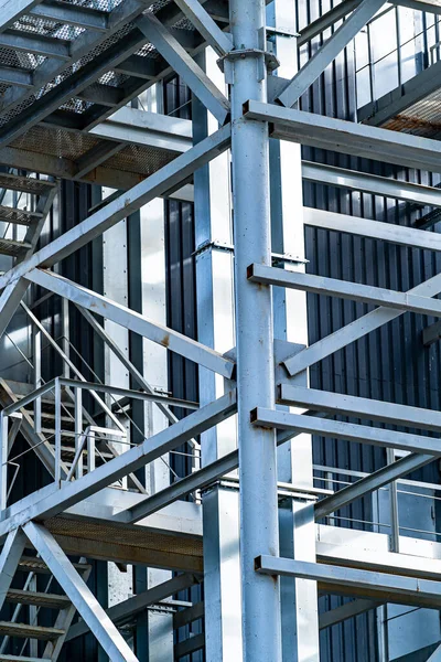 Escaleras Metal Fábrica Construcción Acero Planta Equipamiento Moderno Onterior Primer —  Fotos de Stock