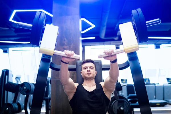 Sportlicher Lifestyle Mann Der Hart Fitnessstudio Trainiert Gesund Und Gutaussehend — Stockfoto