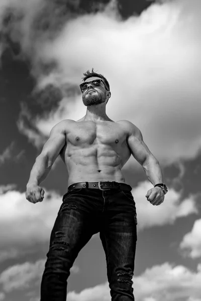 Hot Buff Black Man Posing Outdoor Stock Photo - Image of shirtless, torso:  84717982