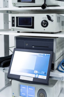 Tıbbi görüntüleme ve izleme sistemi. Klinik ortamda birikmiş teşhis ve kontrol birimleri