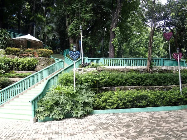 Hinulugang Taktak φυσικό πάρκο στην Taktak Road Antipolo City, Φιλιππίνες. — Φωτογραφία Αρχείου